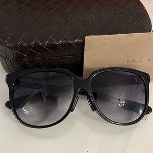 Bottega Veneta Black Sunglasses